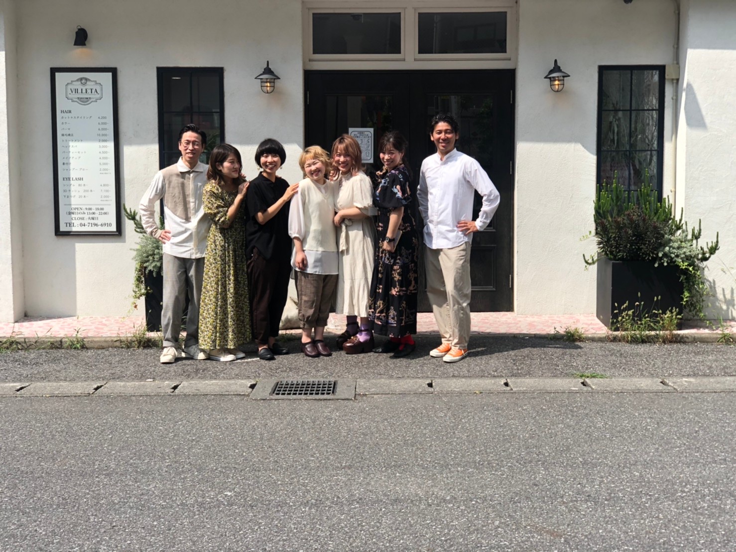 ミホさんスタイリストデビュー 南柏美容院 こんにちは。ロゼのクルクルパーマ 松田です。 本日より新年の営業がスタートしました。 初日から ご